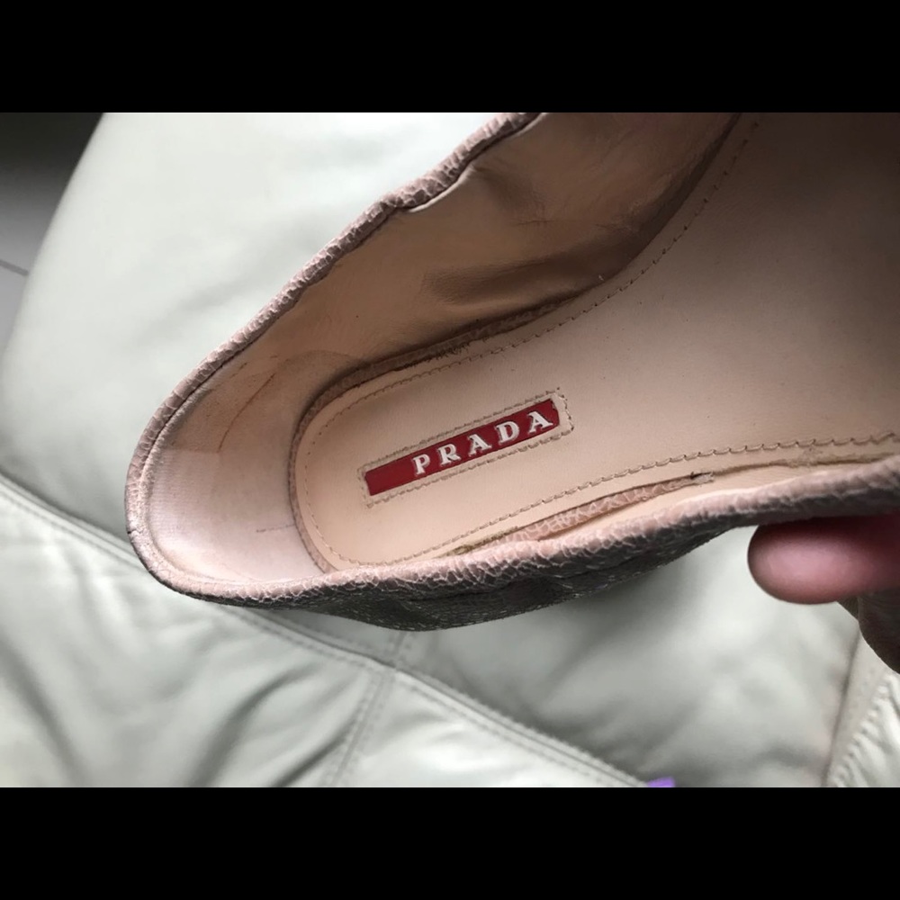 Authentic Prada flat - Picture 5 of 8